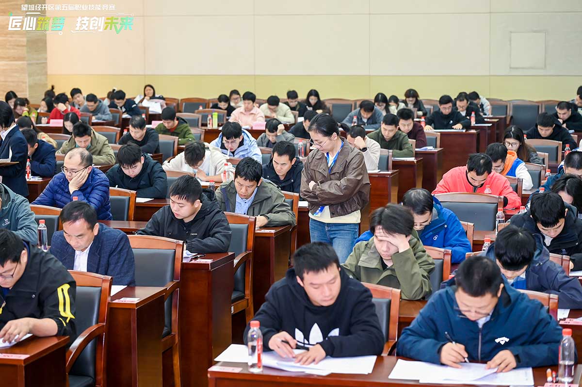 技耀望城，载誉而归！长缆智能斩获经开区职业技能竞赛一等奖！比赛现场